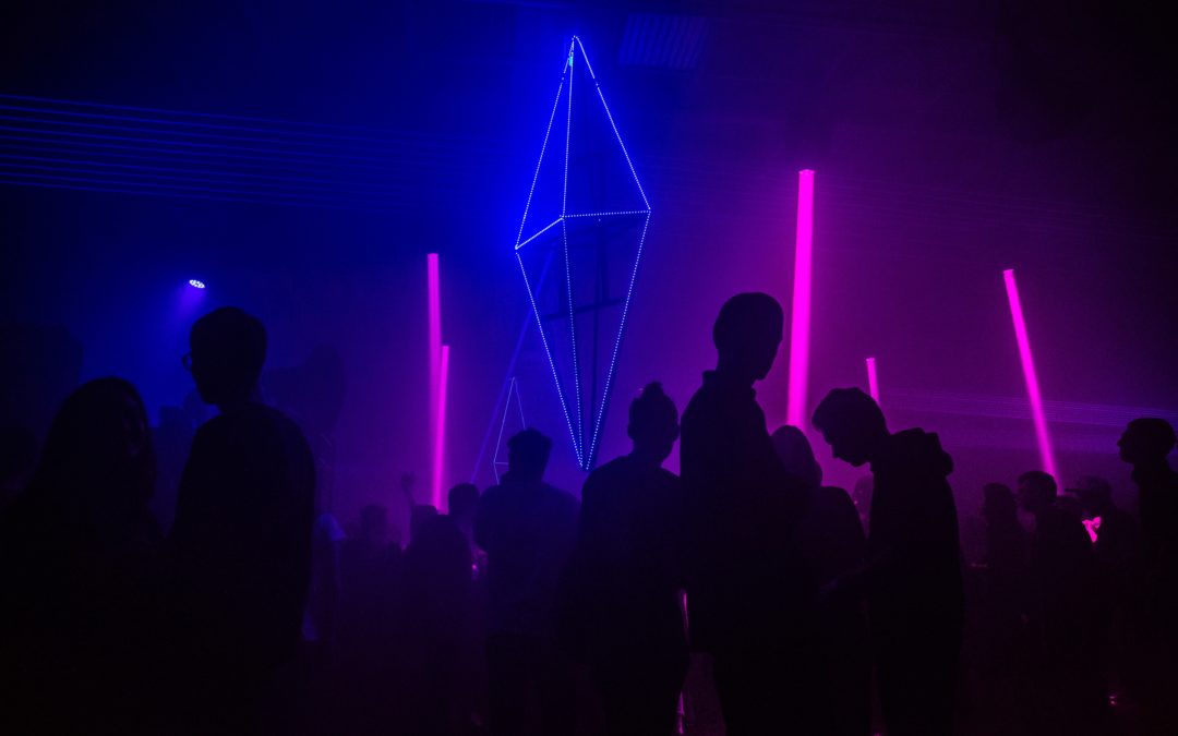 Los bares podrán cerrar dos horas más tarde durante las Fiestas del Pilar