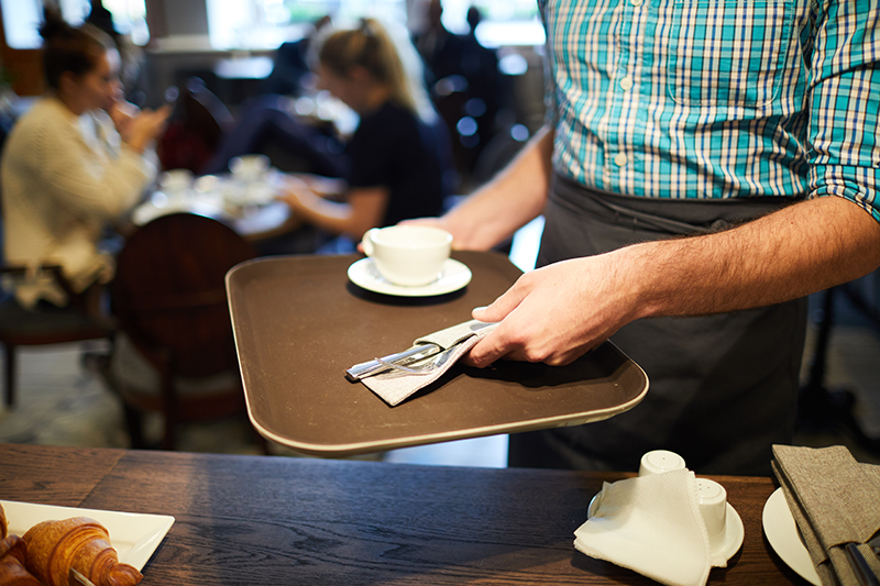 La Asociación de Cafés y Bares considera insuficientes las medidas económicas para paliar los efectos del COVID-19 sobre el sector