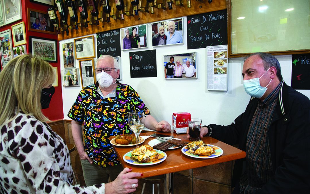 La Almozara, un barrio que ama los bares