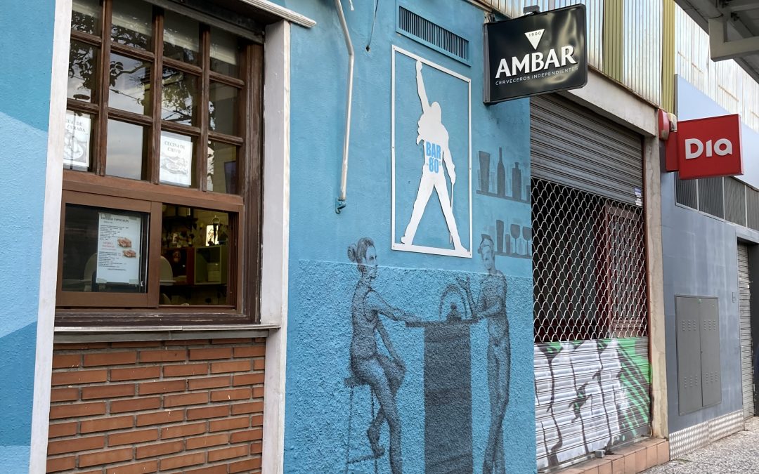 Se traspasa bar en Zaragoza: Bar Los 80s en el barrio del Actur